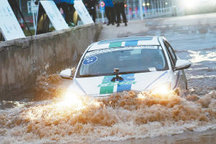看海模式再次開啟 電動車涉水還能開嗎