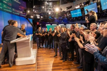 FF正式登陆纳斯达克，贾跃亭“造车”圆梦