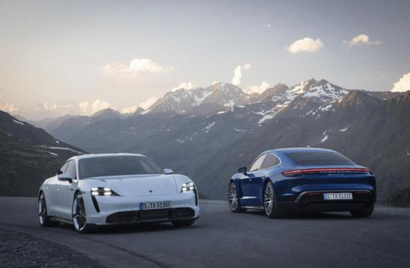 Porsche отзовет некоторые Taycan из-за сбоев электронных систем, которые могут привести к перебоям в подаче электроэнергии