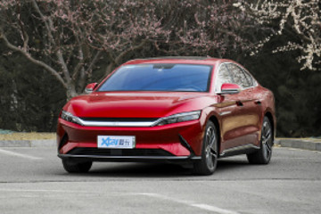 比亚迪碰撞后起火，电动汽车安全吗？