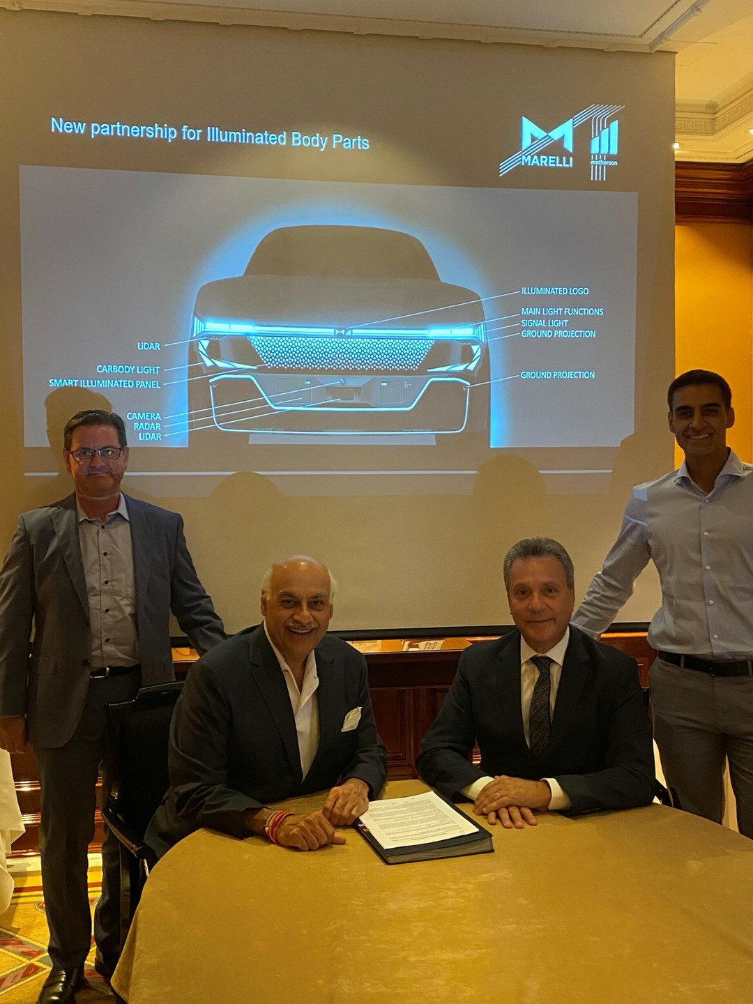 Prospective Technology, Magneti Marelli, SMRP BV, внешние компоненты автомобильного интеллектуального освещения Дальновидные технологии, Magneti Marelli, SMRP BV, интеллектуальное автомобильное освещение компоненты экстерьера