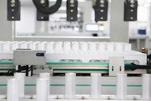 国轩高科与晶科能源签署战略合作协议