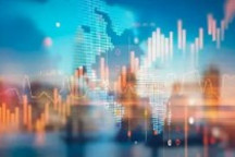 一场比以往更疯狂的抱团