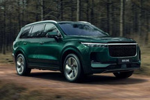 敲钟！理想汽车成第二家回归港股新势力