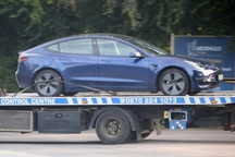 特斯拉在英国再出事故 致6名儿童受伤