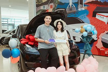 首批特斯拉Model Y标准续航版开始交付