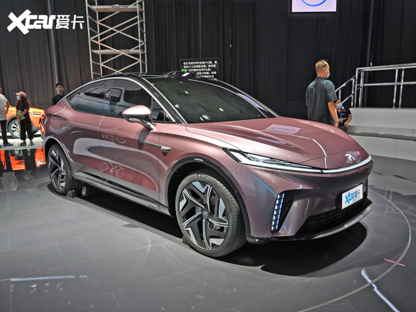 R汽車ES33量產(chǎn)版
