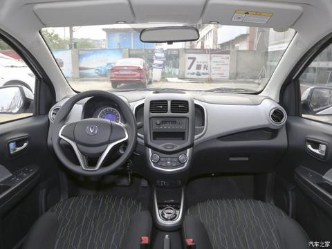 长安汽车 奔奔E-Star 2021款 国民版 心悦版（快充版）磷酸铁锂（31.95kWh）