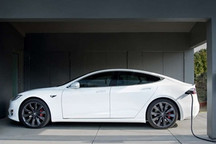 马斯克：特斯拉股价可以达到3,000美元