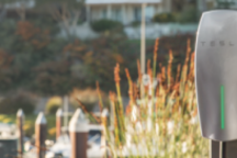 特斯拉中国超级充电桩生产项目正式竣工 年产量1万桩