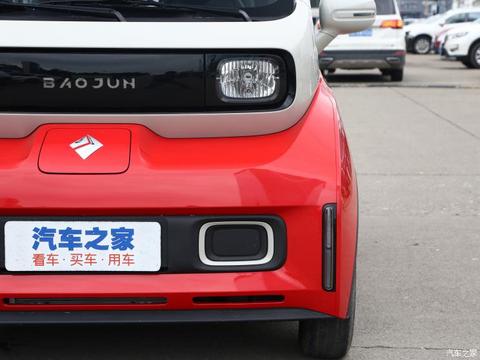 上汽通用五菱 宝骏KiWi EV 2021款 设计师