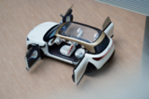 轻奢、时尚、科技，谁在引领纯电出行新潮流？