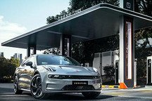 极氪“极能”首批自营充电站在杭州落成