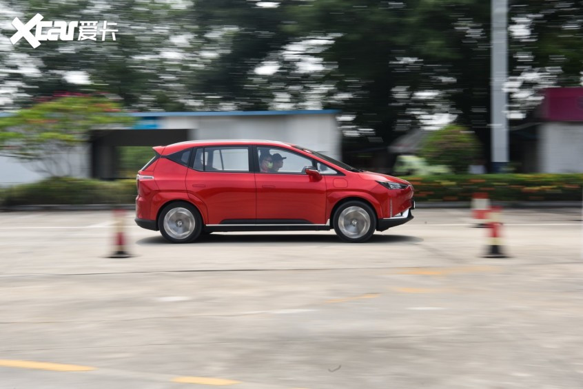 合創(chuàng)汽車2021款合創(chuàng)Z03