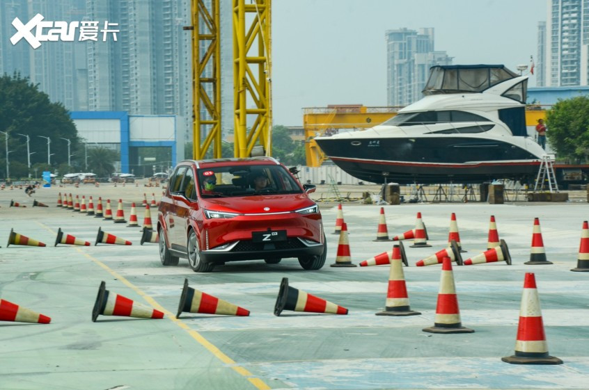 合創(chuàng)汽車2021款合創(chuàng)Z03