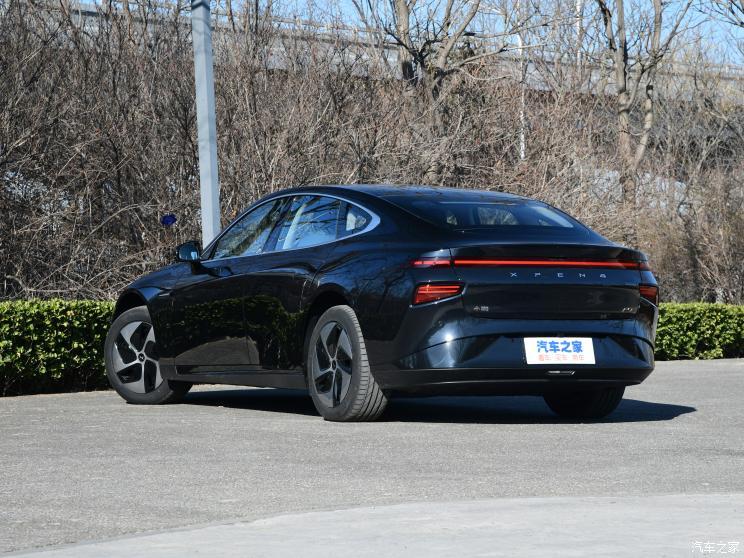 小鵬汽車 小鵬汽車P7 2020款 后驅(qū)超長(zhǎng)續(xù)航智行版