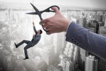 弱势车企缺乏长期主义的悲哀 ｜摆脱大厂