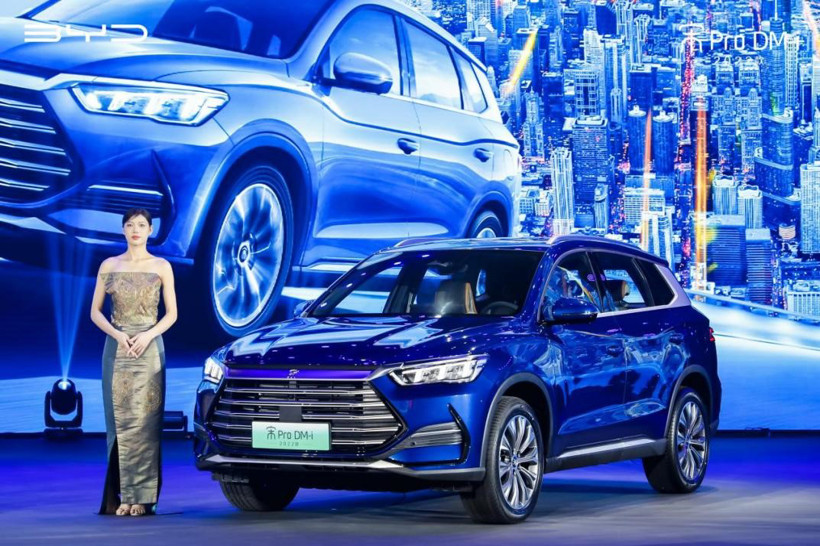 比亞迪2021年新能源汽車銷量超60萬輛，同比暴增218%