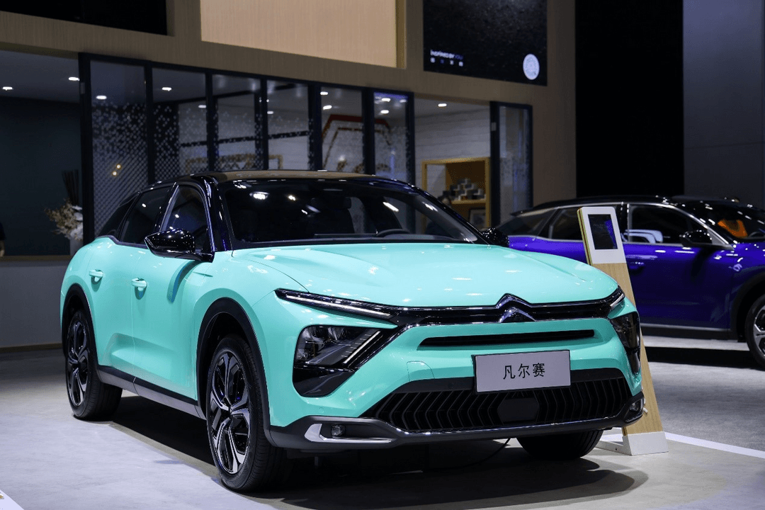 三亞凡爾賽大會 C5 X領(lǐng)潮共創(chuàng)之夜，1月8日東風(fēng)雪鐵龍與您共創(chuàng)新年新生活