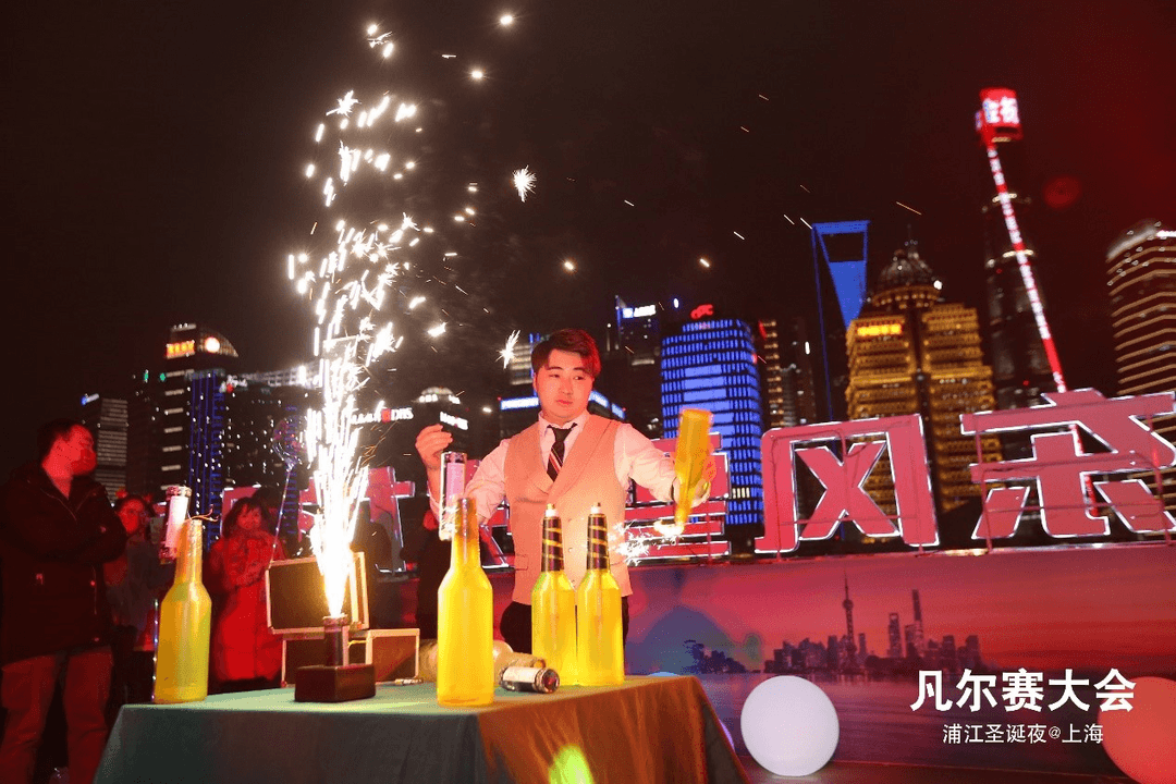 三亞凡爾賽大會 C5 X領(lǐng)潮共創(chuàng)之夜，1月8日東風(fēng)雪鐵龍與您共創(chuàng)新年新生活