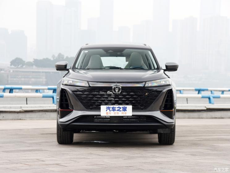 长安汽车 长安CS75 PLUS 2022款 第二代 基本型