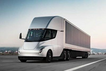 特斯拉本月或交付15辆Semi电动卡车