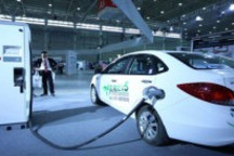 中汽协：2021年我国汽车出口多次刷新历史记录 新能源汽车成为最大亮点