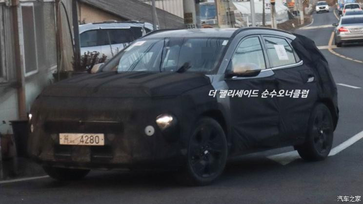 Обнародованы шпионские фотографии Hyundai KONA нового поколения, представленного в 2023 году