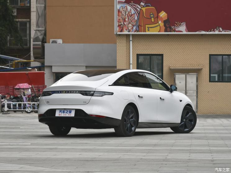 零跑汽車(chē) 零跑C01 2022款 后驅(qū)長(zhǎng)續(xù)航版