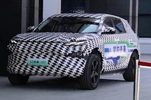 两款SUV 东风S2/S3平台最新样车下线