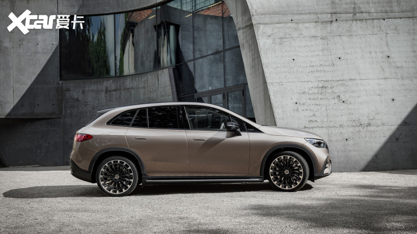 奔馳EQE SUV
