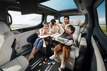 李想微博质疑极氪ZEEKR 009第三排空间