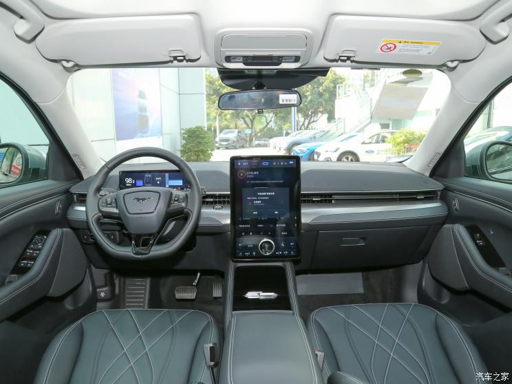 福特電動(dòng)車 福特電馬 2021款 無(wú)疆后驅(qū)版(長(zhǎng)續(xù)航)