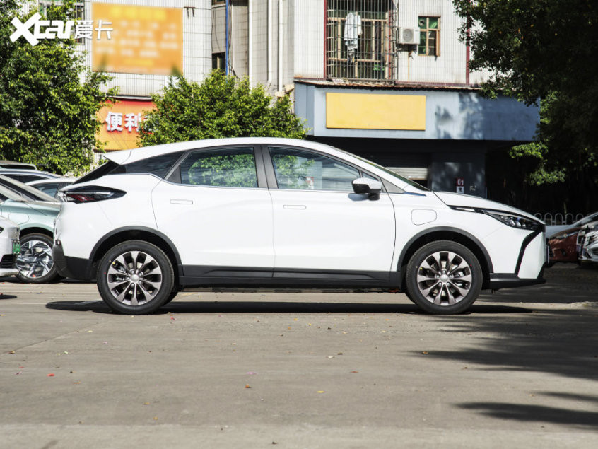 幾何汽車2022款幾何M6