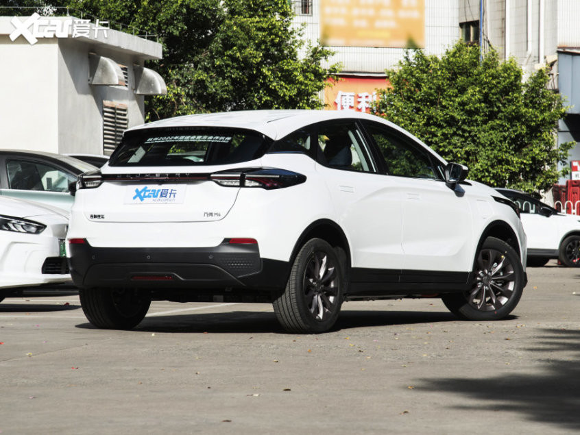 幾何汽車2022款幾何M6