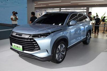 比亚迪护卫舰07内饰将于11月9日首发