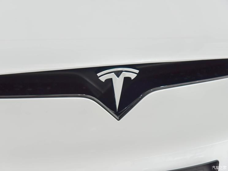 特斯拉（进口） Model X 2023款 三电机全轮驱动 Plaid版