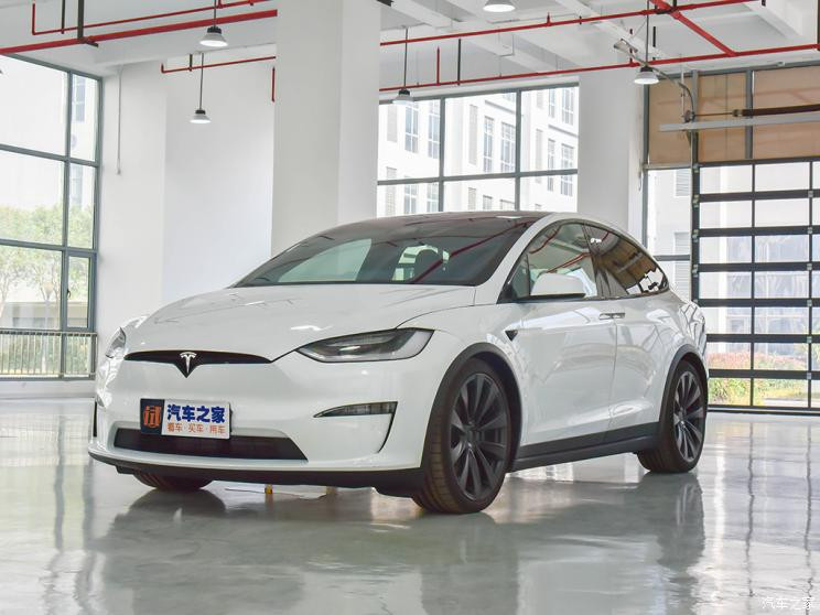 特斯拉（進(jìn)口） Model X 2021款 三電機(jī)全輪驅(qū)動(dòng) Plaid版