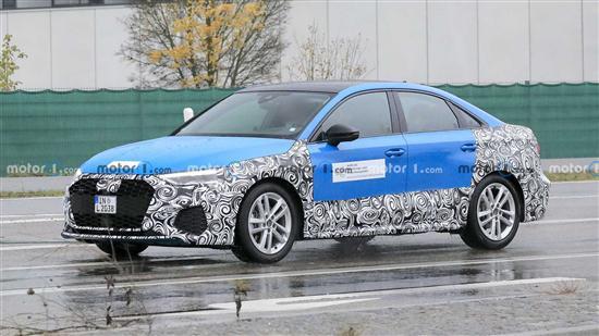 或?qū)Q裝新車標(biāo) 2024款?yuàn)W迪A3諜照曝光