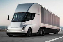 什么情况？马斯克邀请比尔盖茨试驾Semi