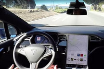 特斯拉最新自动驾驶技术未经美国批准