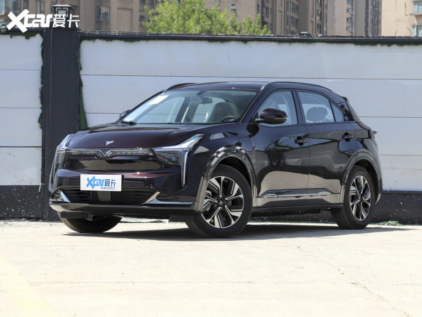 合眾汽車2022款哪吒U