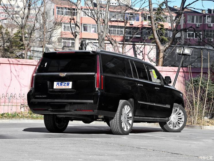 凱迪拉克(進(jìn)口) 凱雷德ESCALADE 2017款 6.2L ESV鉑金版加長(zhǎng)型