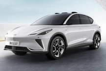 智己：LS7可选圆形方向盘/L7内饰将更新