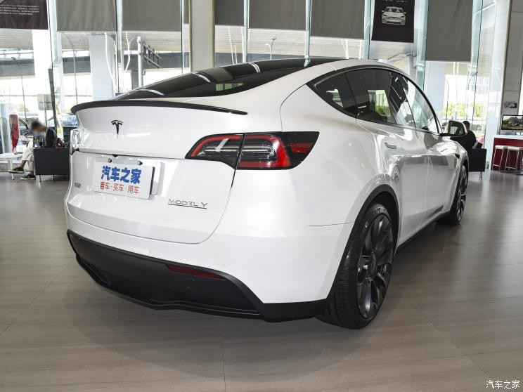 特斯拉中國 Model Y 2022款 Performance高性能全輪驅(qū)動版