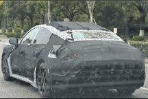 智己L5路试谍照曝光 定位纯电动中型车