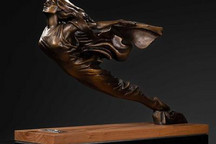 凯迪拉克Celestiq将重启“女神”徽标