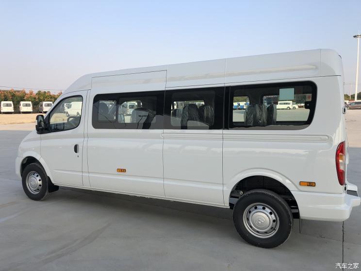 上汽大通 上汽大通MAXUS V80新能源 2019款 EV80純電動(dòng)商旅版加長(zhǎng)軸中頂10-14座53kWh
