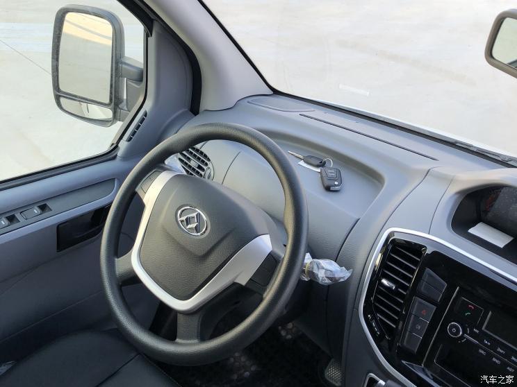 上汽大通 上汽大通MAXUS V80新能源 2019款 EV80純電動(dòng)商旅版加長(zhǎng)軸中頂10-14座53kWh