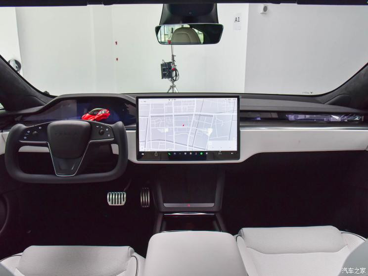 特斯拉（進(jìn)口） Model S 2021款 三電機(jī)全輪驅(qū)動(dòng) Plaid版